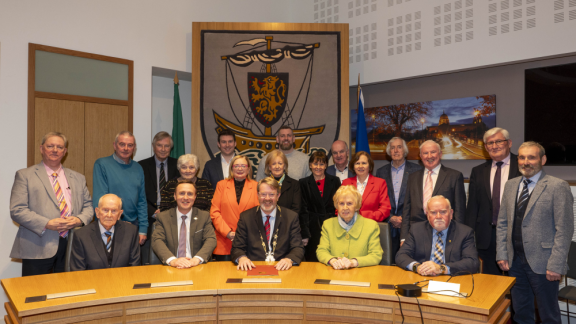 Quincentenary Committee in Council Chamber