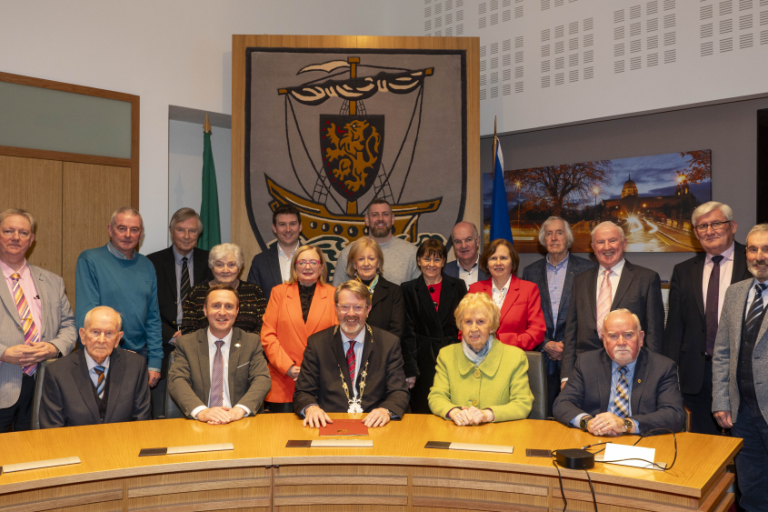 Quincentenary Committee in Council Chamber