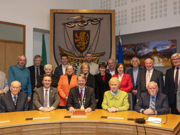 Quincentenary Committee in Council Chamber